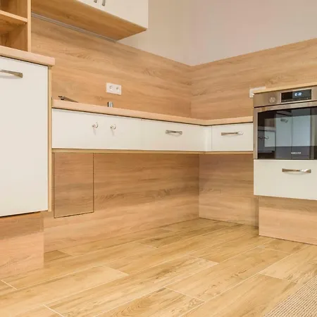 Przestronne 70m2 Na Obrzezach Warszawy - Senior Hotel *