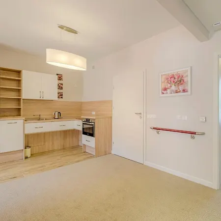 Apartment Przestronne 70m2 Na Obrzezach Warszawy - Senior *