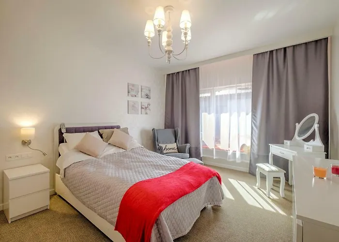 Przestronne Na Obrzeżach Warszawy - Senior